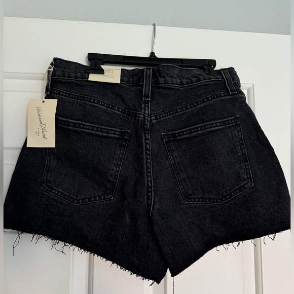 Black distressed high rise jean shorts. Size 6, Universal Thread - Picture 2 of 7